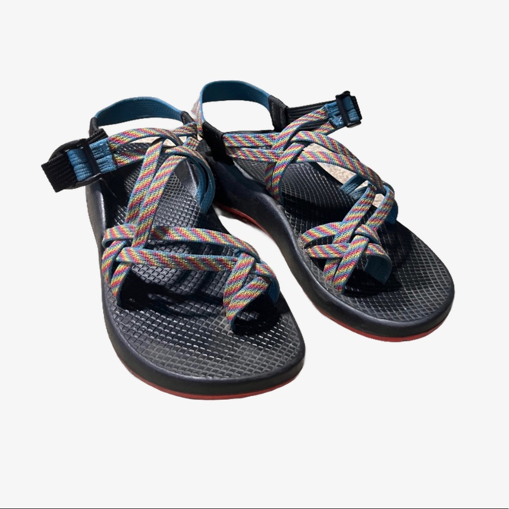 Rainbow chacos!